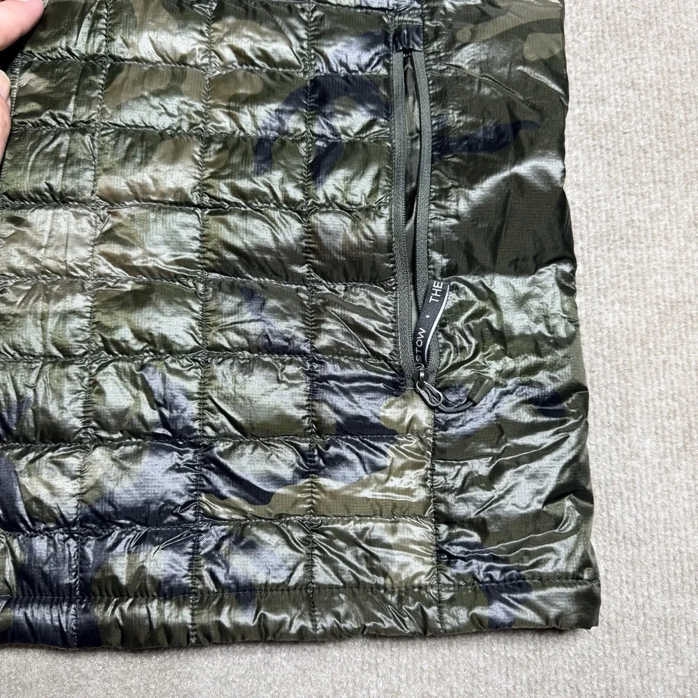 The North Face Large Thermoball Vest Mens Green Camo Primaloft Puffer Full Zip